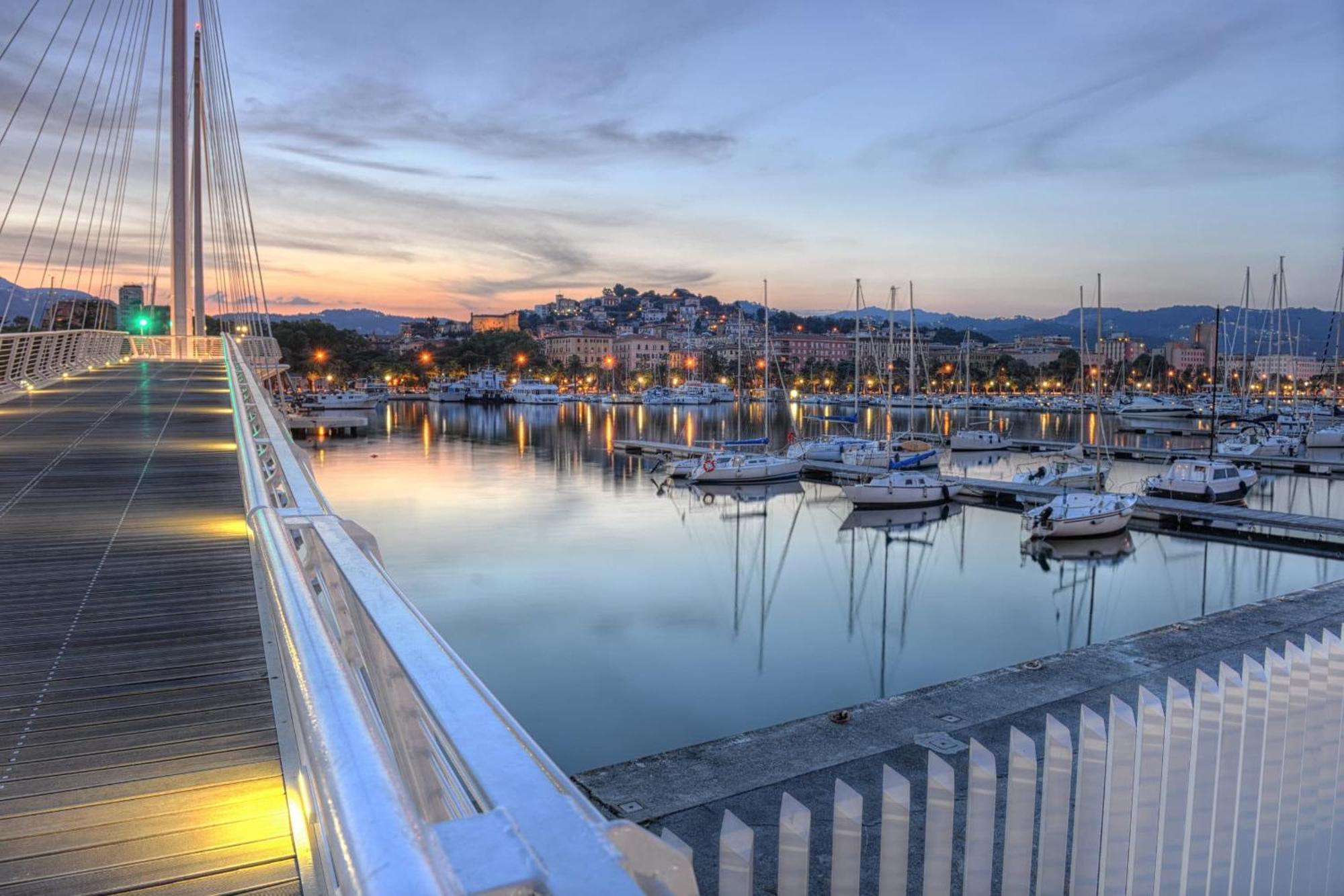 Domvs V Terrae Apartment La Spezia Luaran gambar
